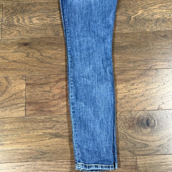 CABI The Skinny Jeans Classic Wash Sz 8 #5882 EUC - Picture 4 of 7